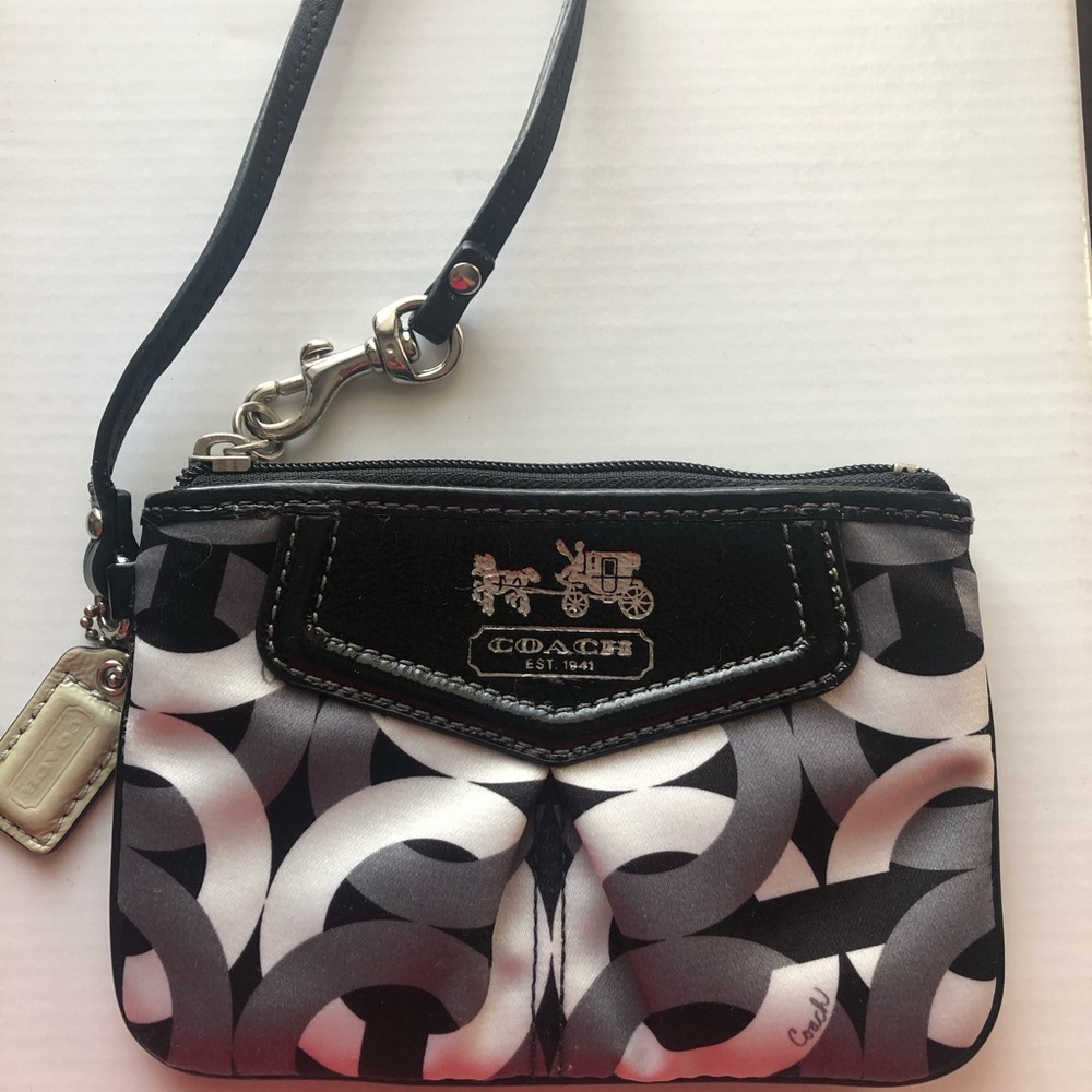 Rare COACH Op Art Wristlet